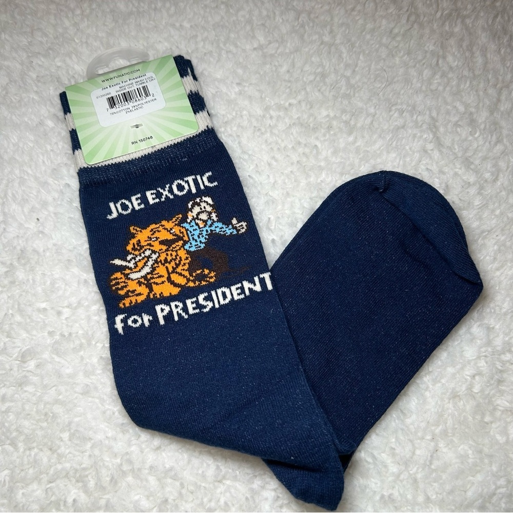 Joe Exotic For President Tiger King Big Cat Crew Socks M 6-11 W 7.5-12 X2 - Picture 4 of 4
